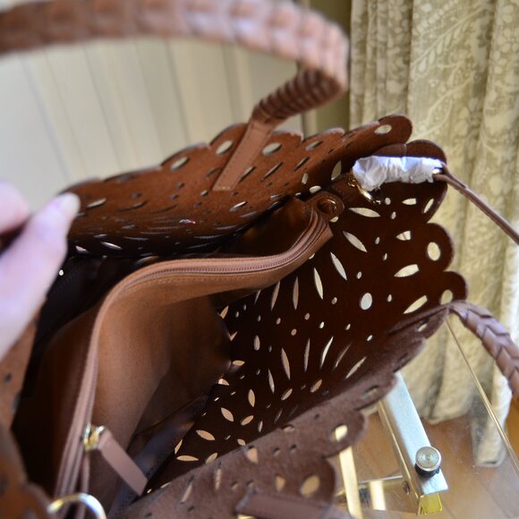 Chico's Chicos Laser Cut Neutral Leather Tote Bags Tan NWT - Picture 11 of 13